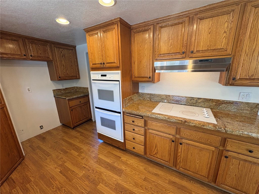 MLS #OC25270320 image #7