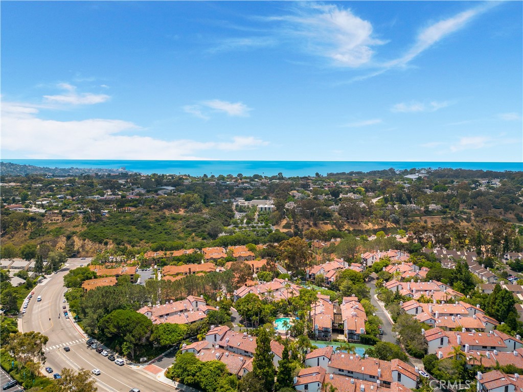 MLS #OC25270338 image #11