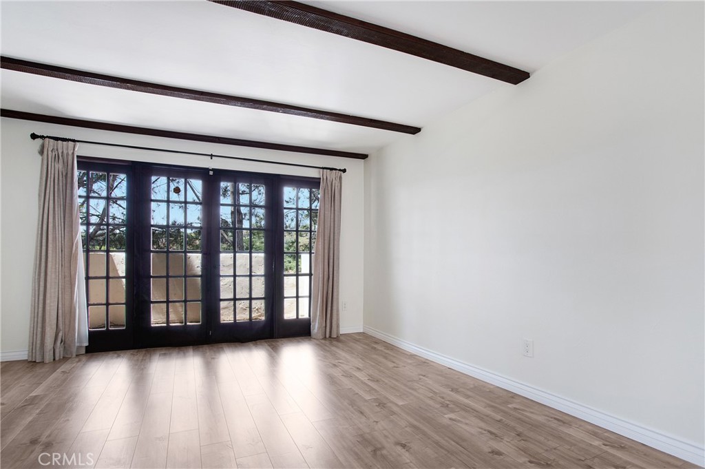 MLS #OC25270338 image #16