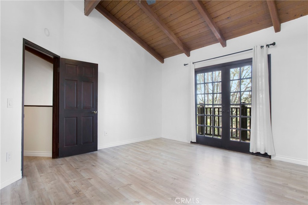 MLS #OC25270338 image #21