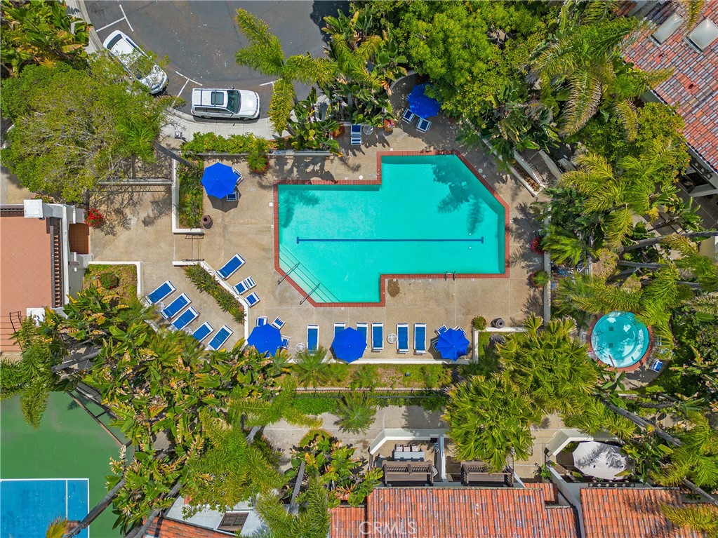 MLS #OC25270338 image #22