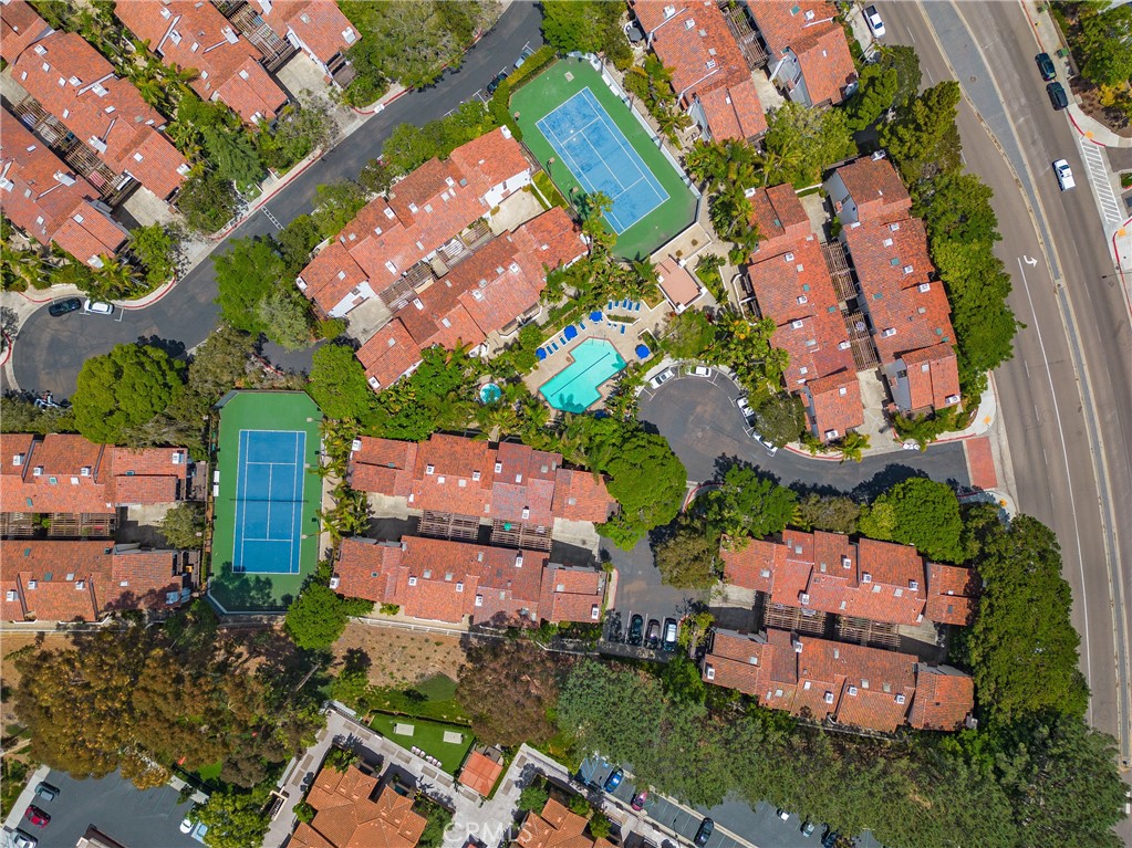 MLS #OC25270338 image #23