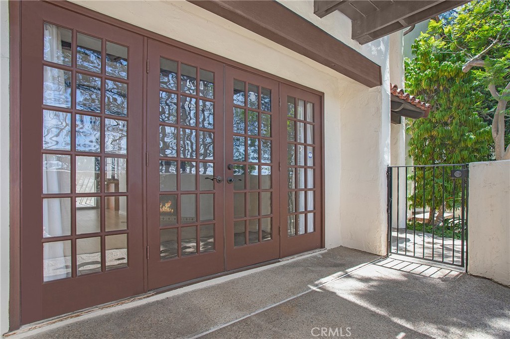 MLS #OC25270338 image #24