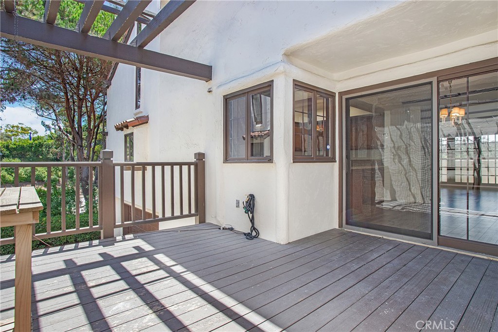 MLS #OC25270338 image #32