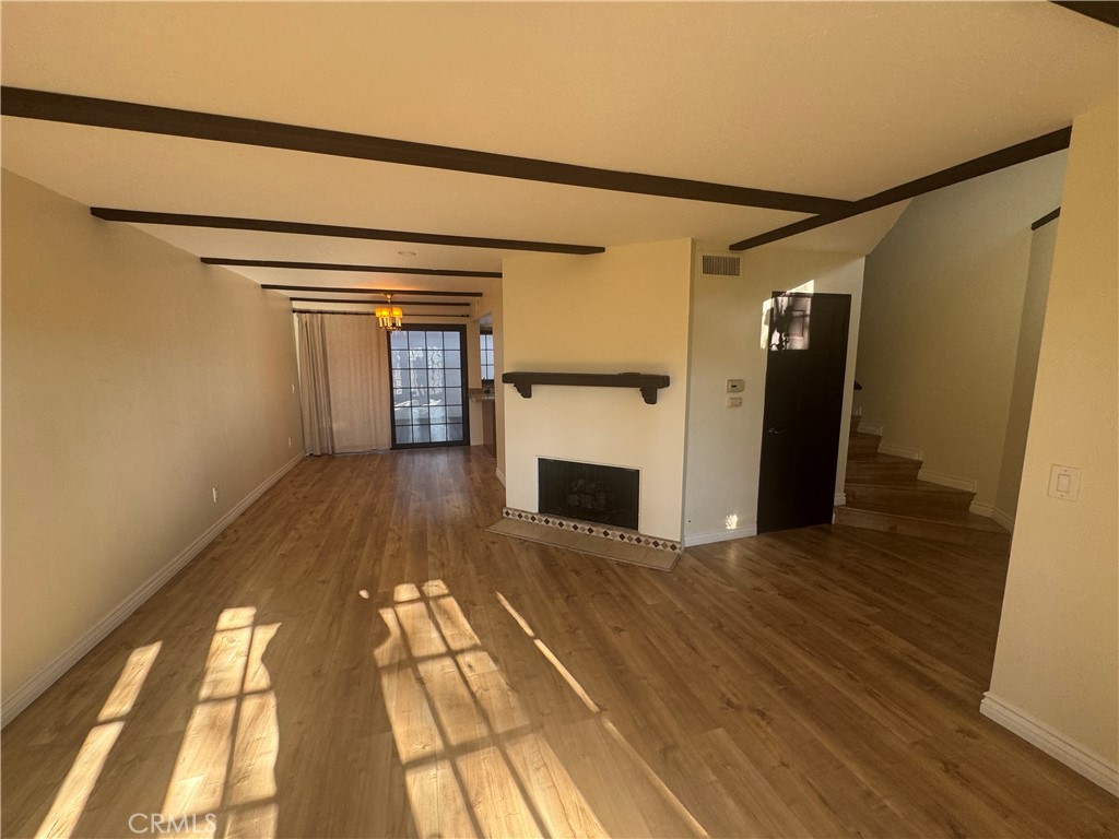 MLS #OC25270338 image #40