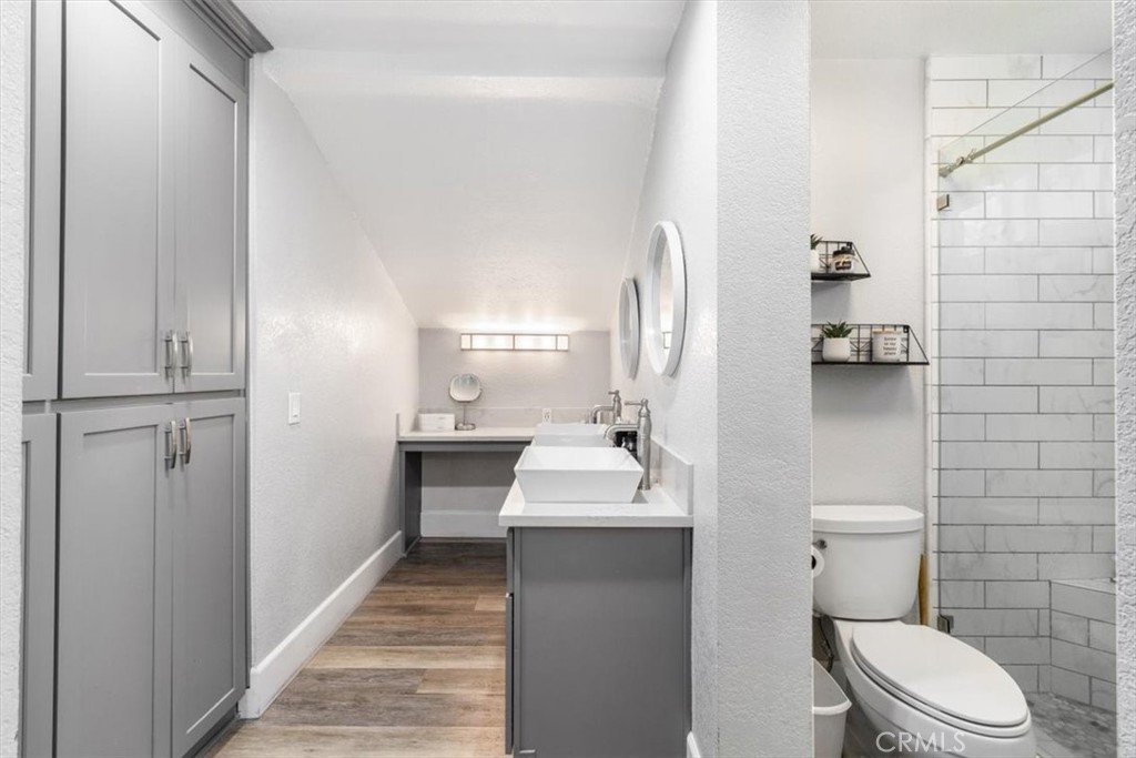 MLS #OC25270355 image #15