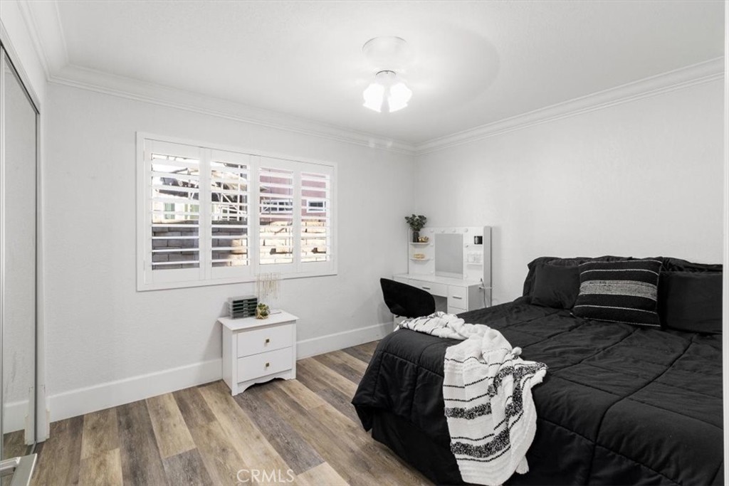 MLS #OC25270355 image #9