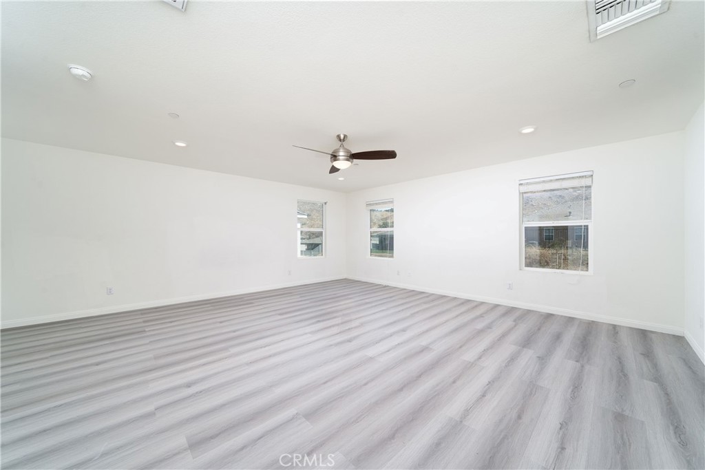 MLS #OC25199519 image #12