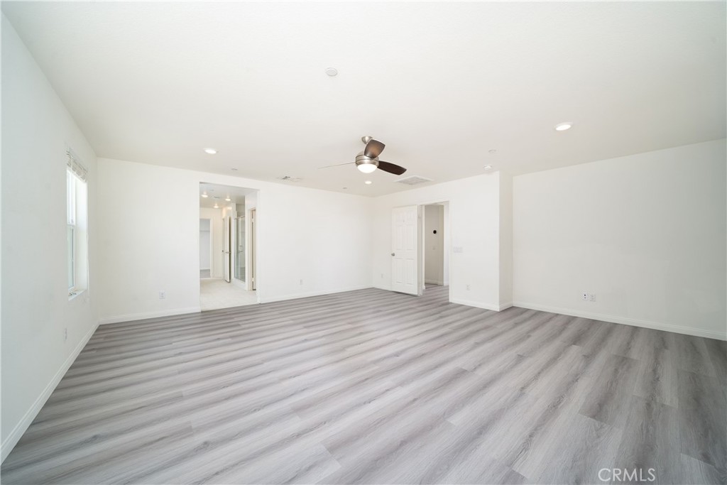 MLS #OC25199519 image #14