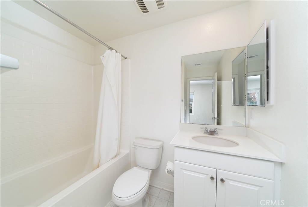 MLS #OC25199519 image #21