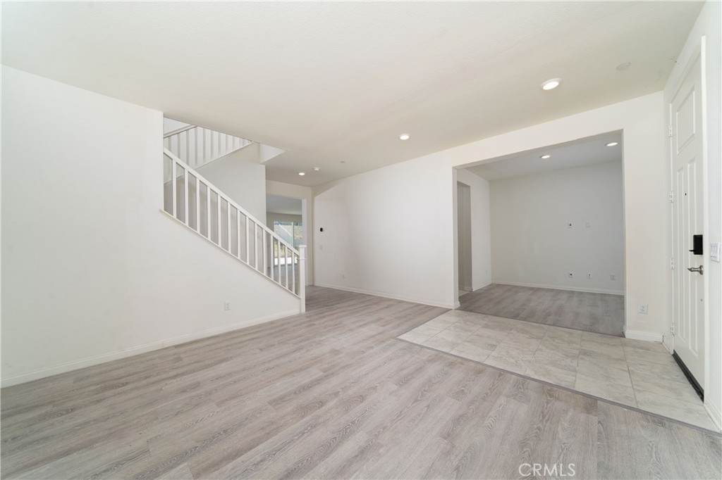 MLS #OC25199519 image #4