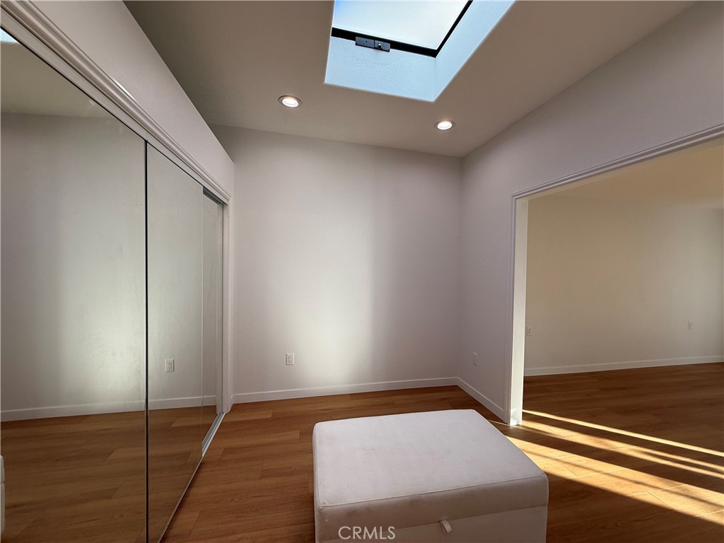 MLS #OC25270381 image #28