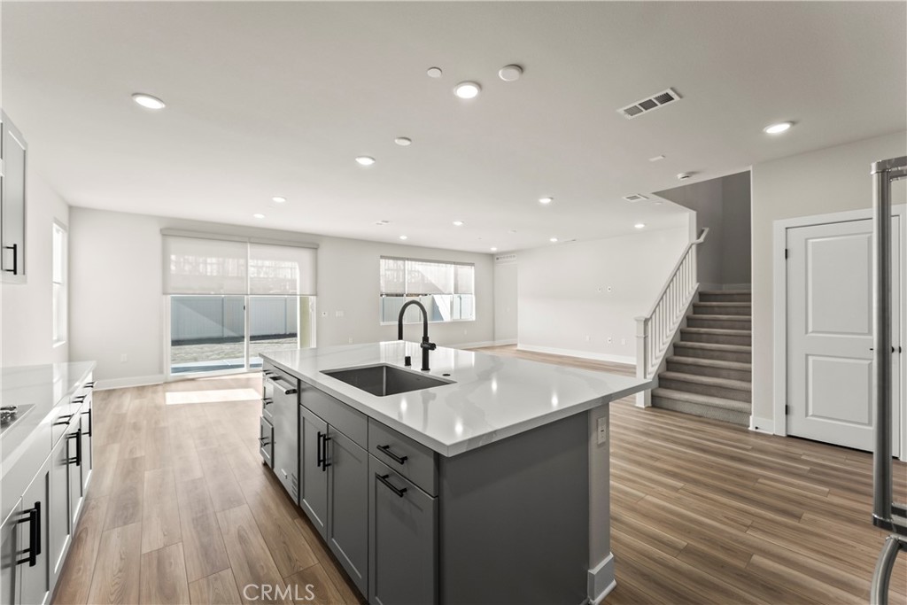 MLS #OC25270448 image #13