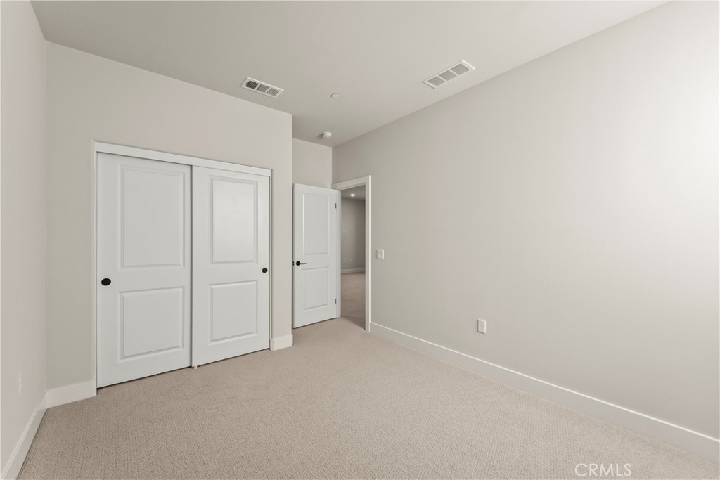 MLS #OC25270448 image #30