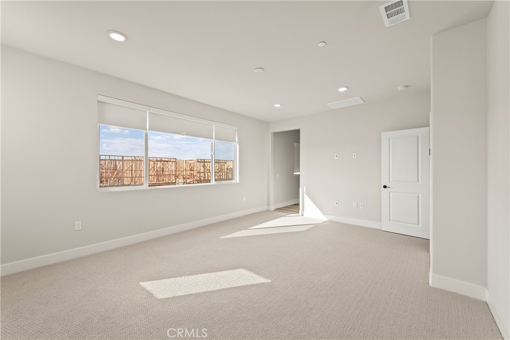 MLS #OC25270448 image #39