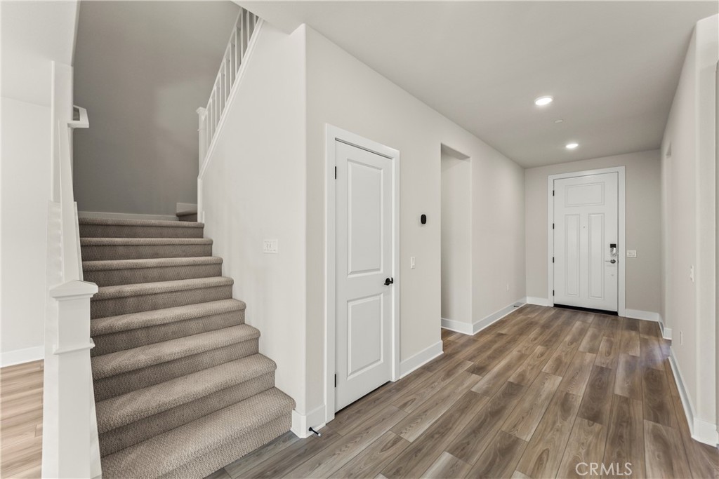 MLS #OC25270448 image #5