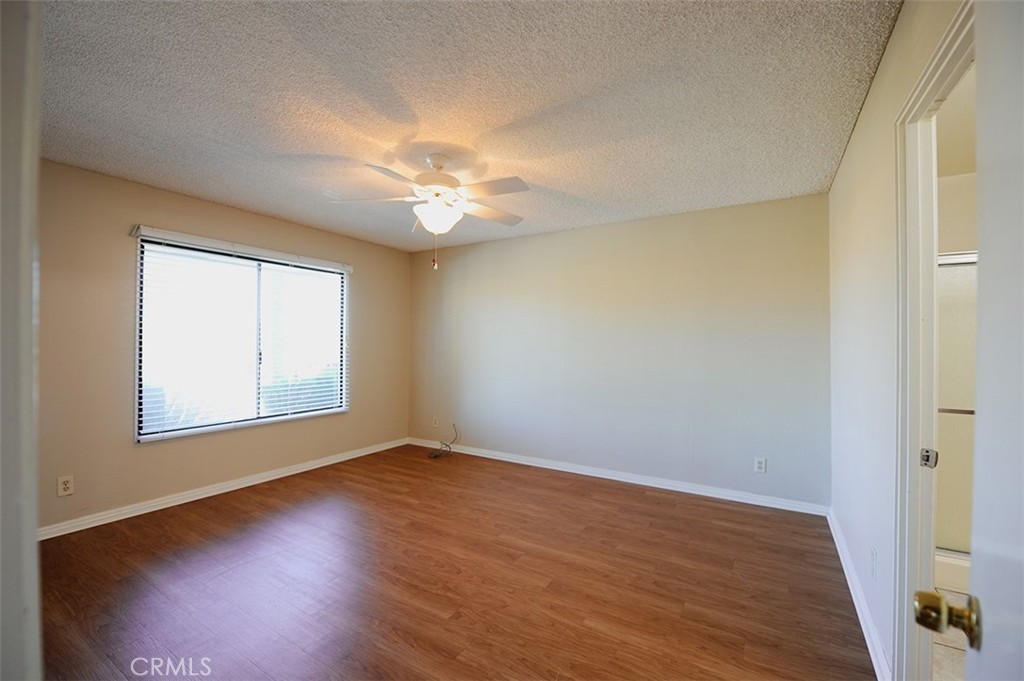 MLS #OC25270467 image #12