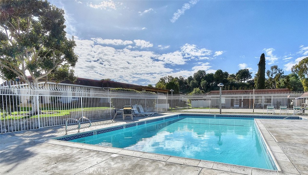 MLS #OC25270467 image #20