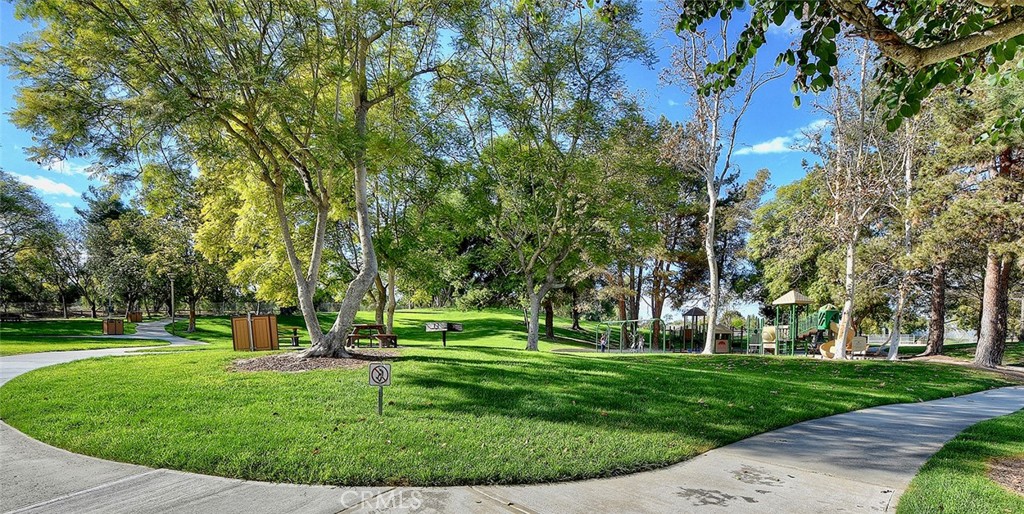 MLS #OC25270467 image #21