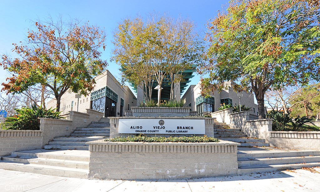 MLS #OC25270467 image #29