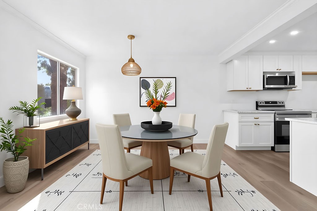 MLS #OC25270474 image #1