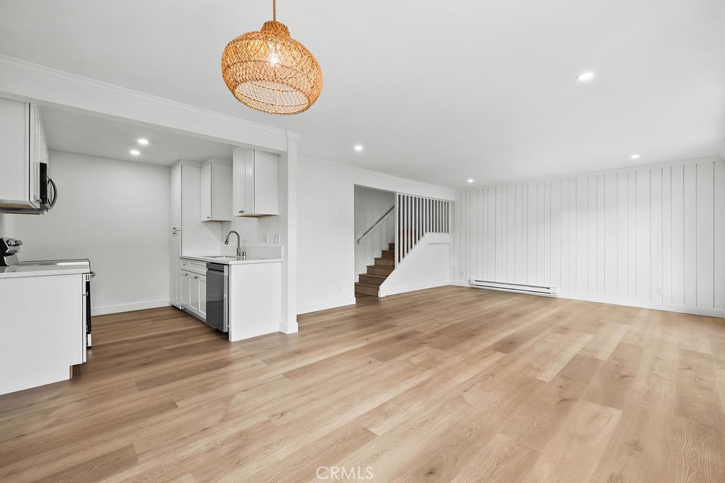 MLS #OC25270474 image #10