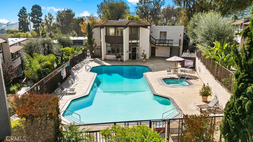 MLS #OC25270474 image #24