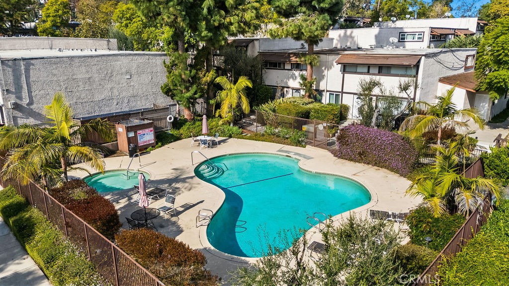 MLS #OC25270474 image #25