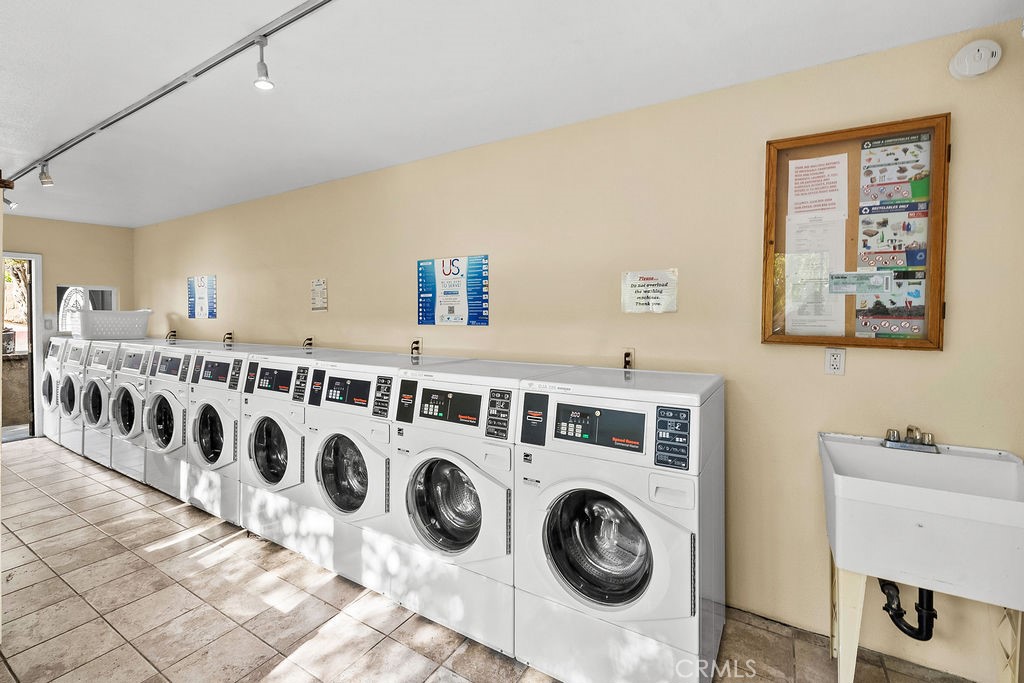 MLS #OC25270474 image #27