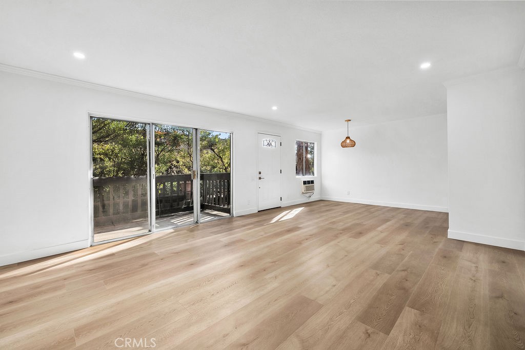 MLS #OC25270474 image #7