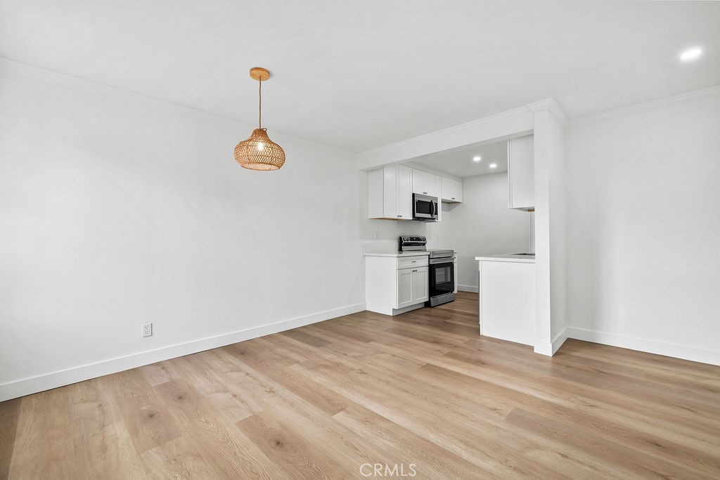 MLS #OC25270474 image #9