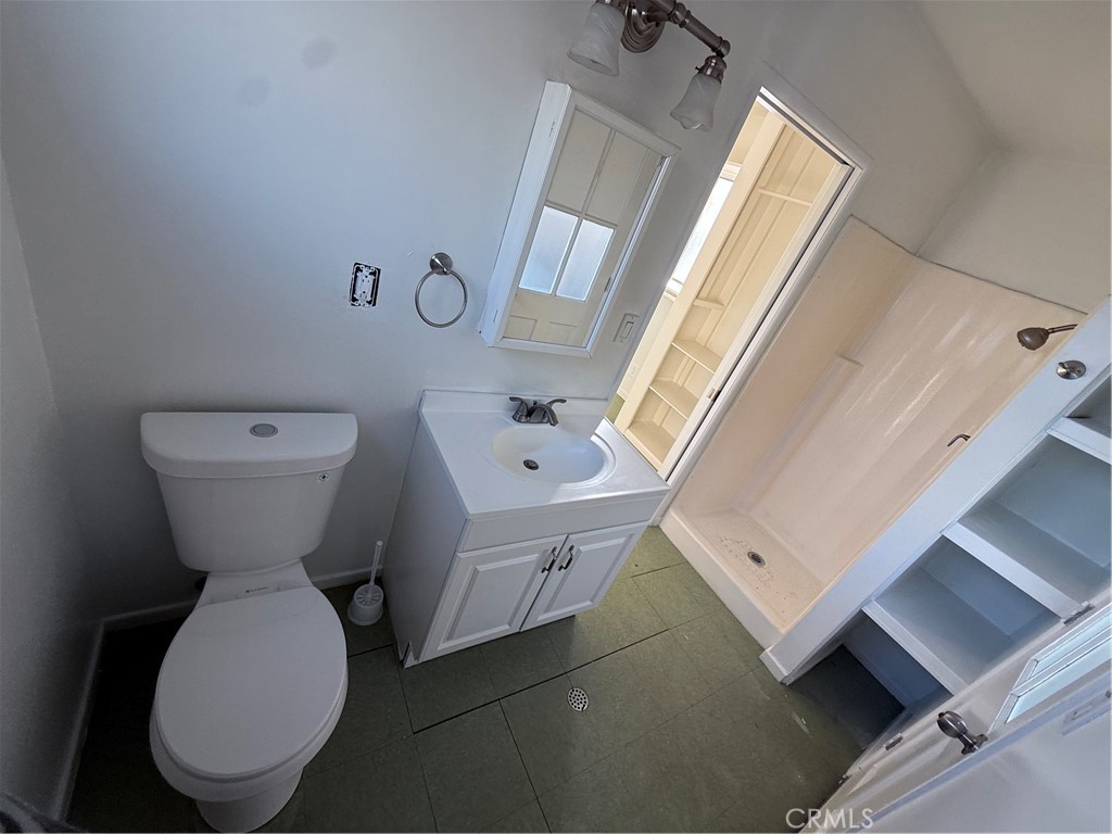 MLS #OC25270486 image #23