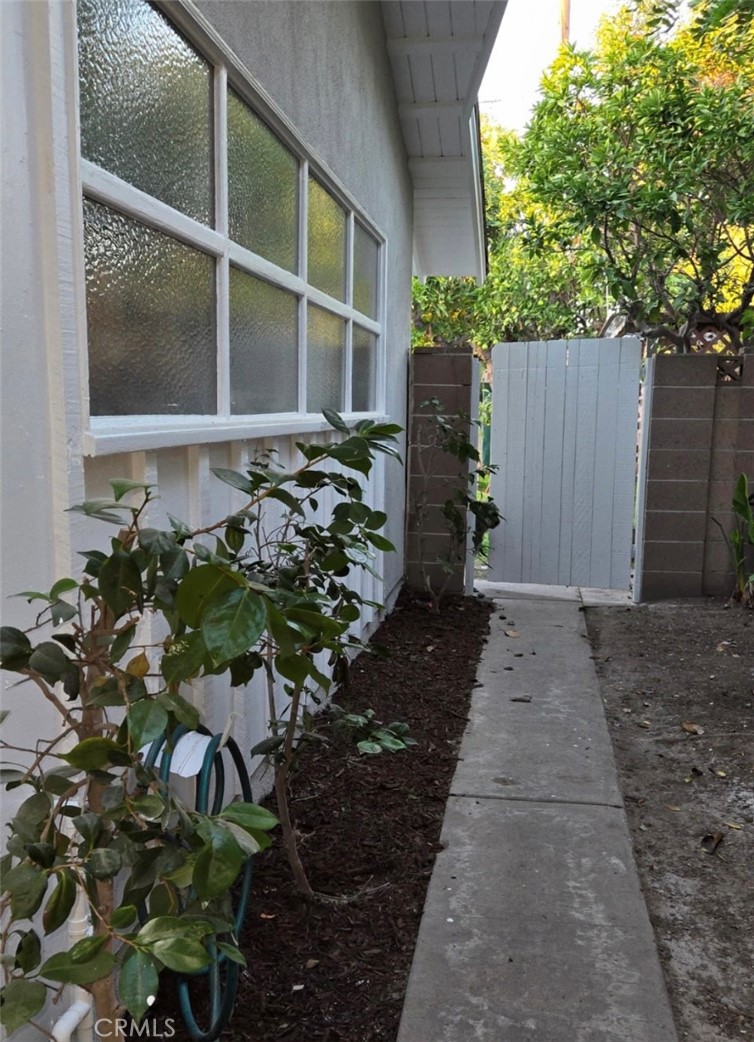 MLS #OC25270486 image #28