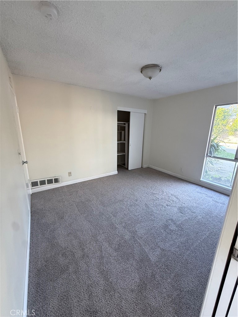 MLS #OC25270486 image #7