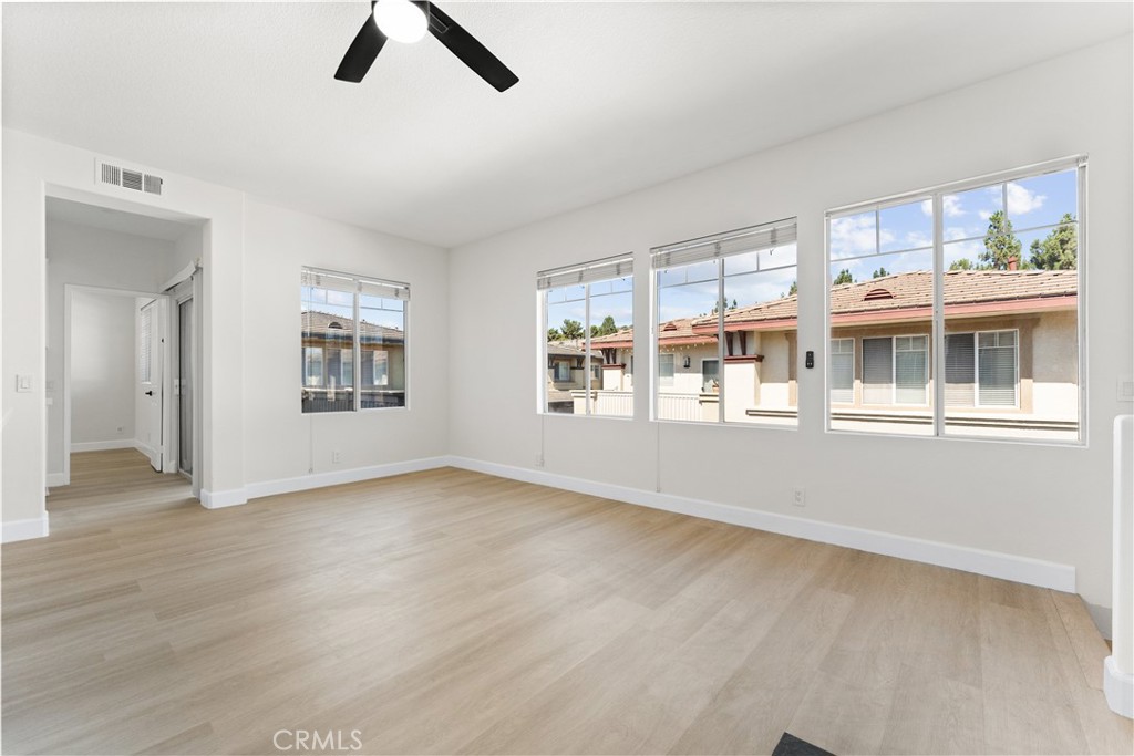 MLS #OC25270498 image #12