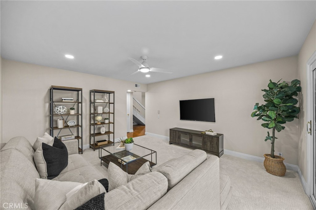 MLS #OC25270546 image #18