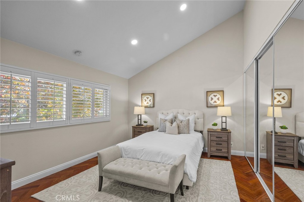 MLS #OC25270546 image #22