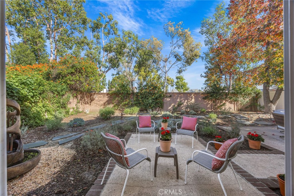 MLS #OC25270546 image #29