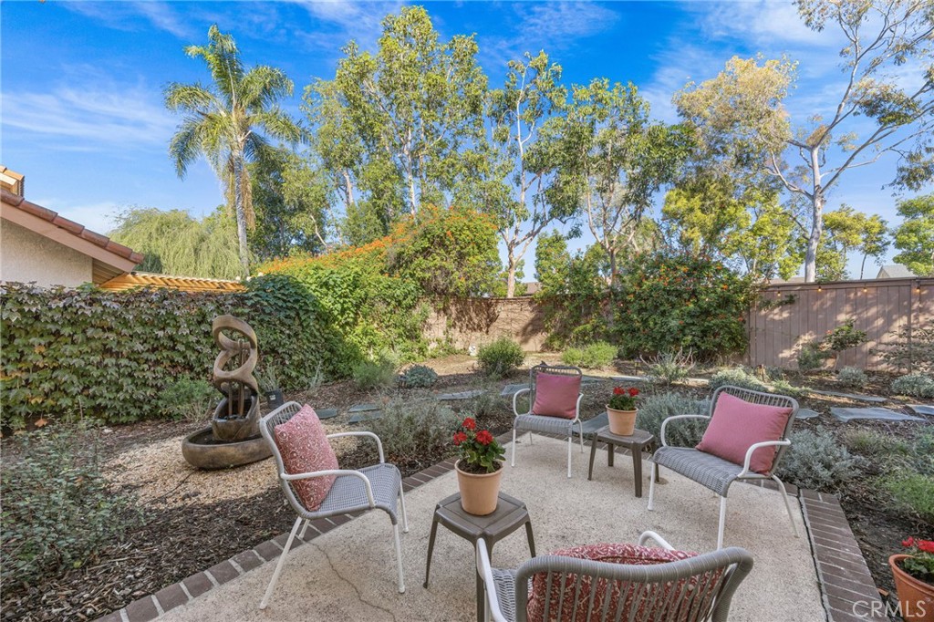 MLS #OC25270546 image #30