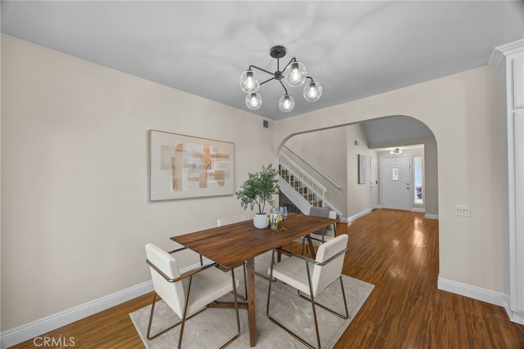 MLS #OC25270546 image #6