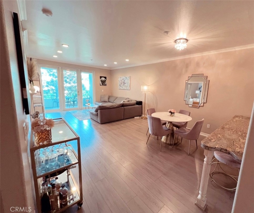 MLS #OC25270548 image #4