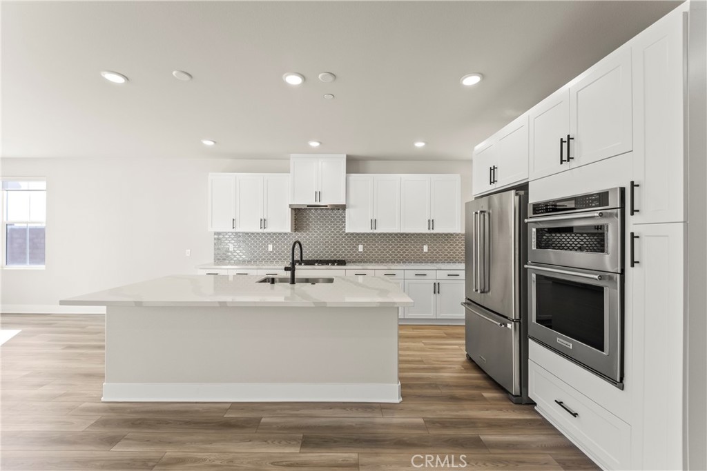 MLS #OC25270607 image #13