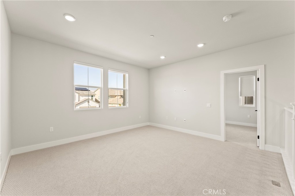 MLS #OC25270607 image #18