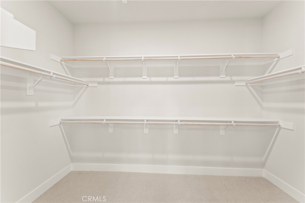 MLS #OC25270607 image #32