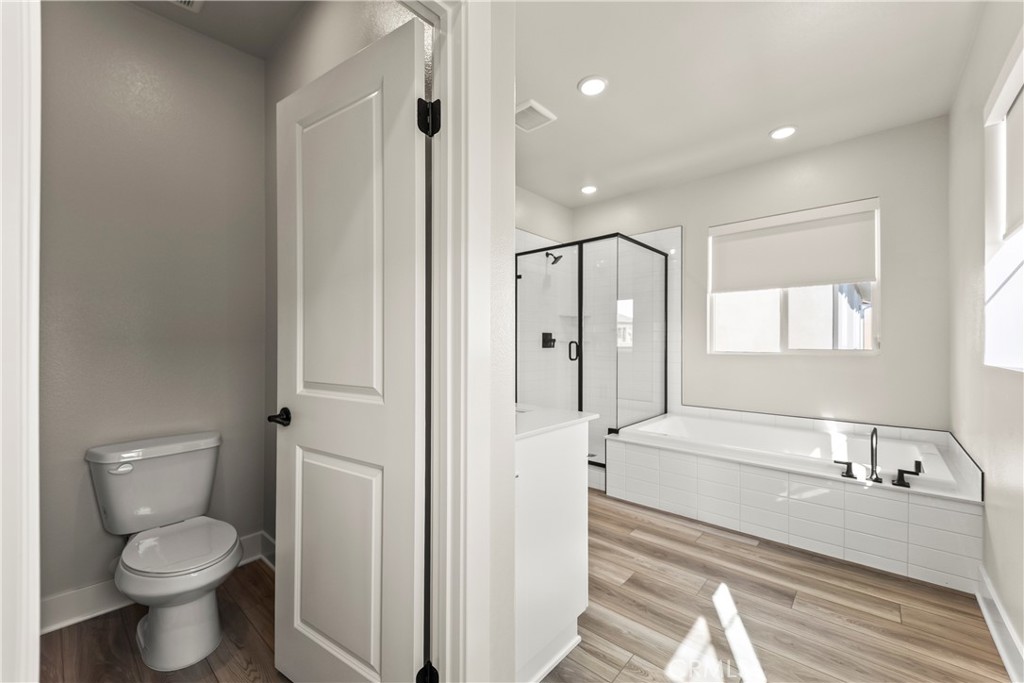 MLS #OC25270607 image #34