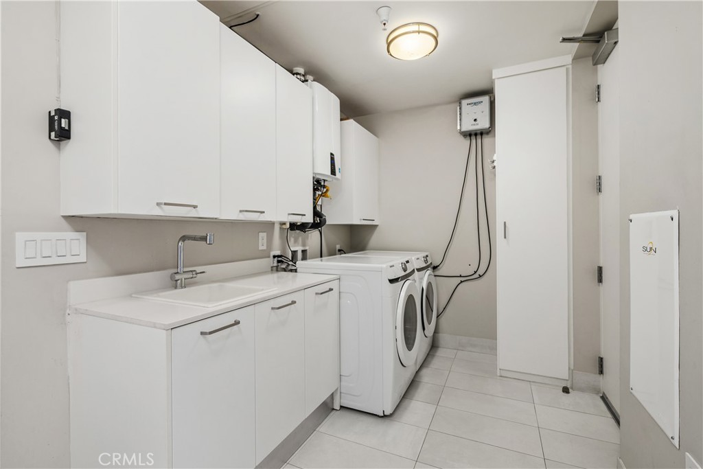 MLS #OC25218862 image #14