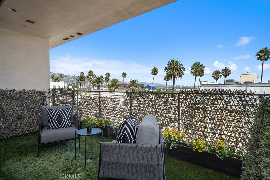 MLS #OC25218862 image #6