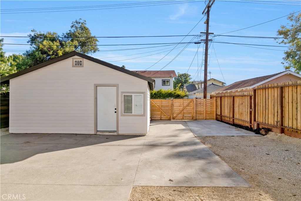 MLS #OC25270680 image #20