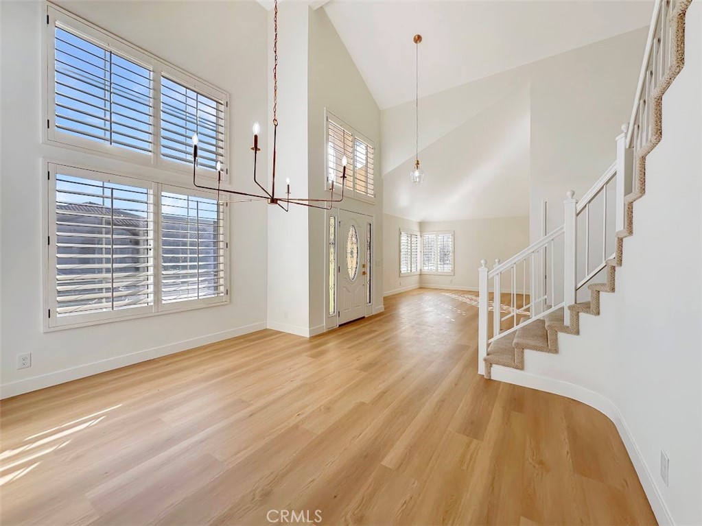 MLS #OC25270743 image #1