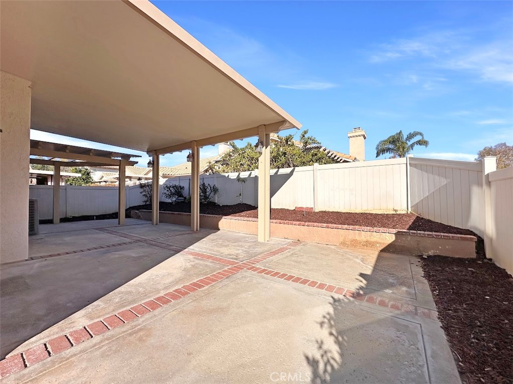 MLS #OC25270743 image #16